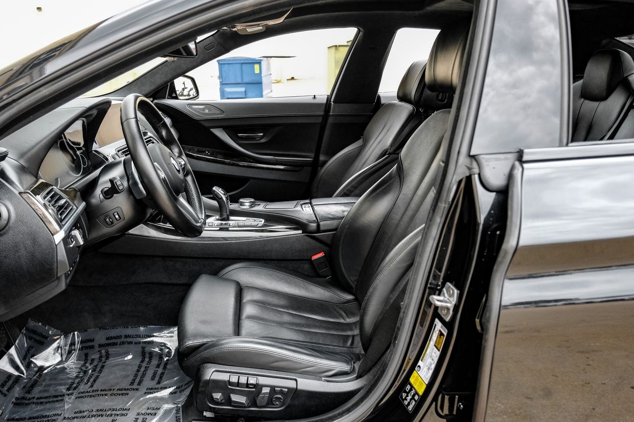 BMW 640i Vehicle Main Gallery Image 04