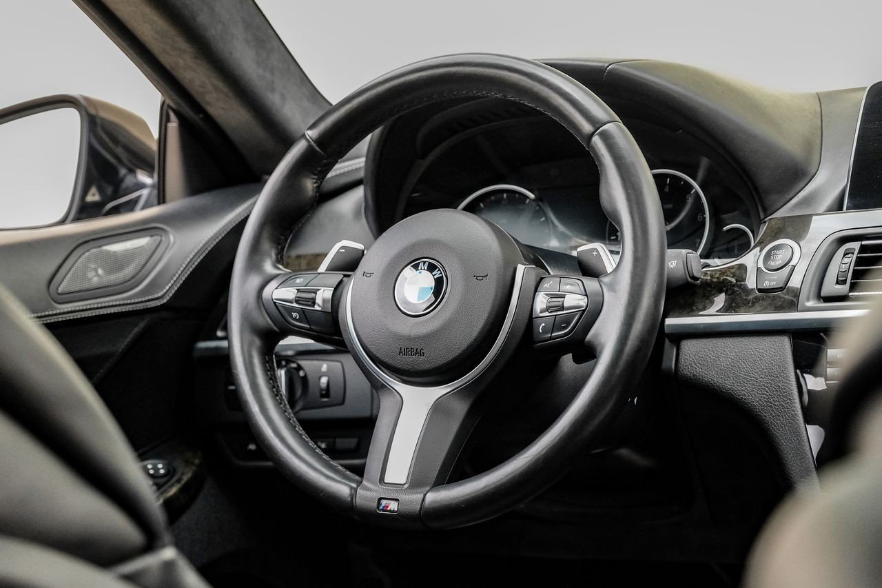 BMW 640i Vehicle Main Gallery Image 14
