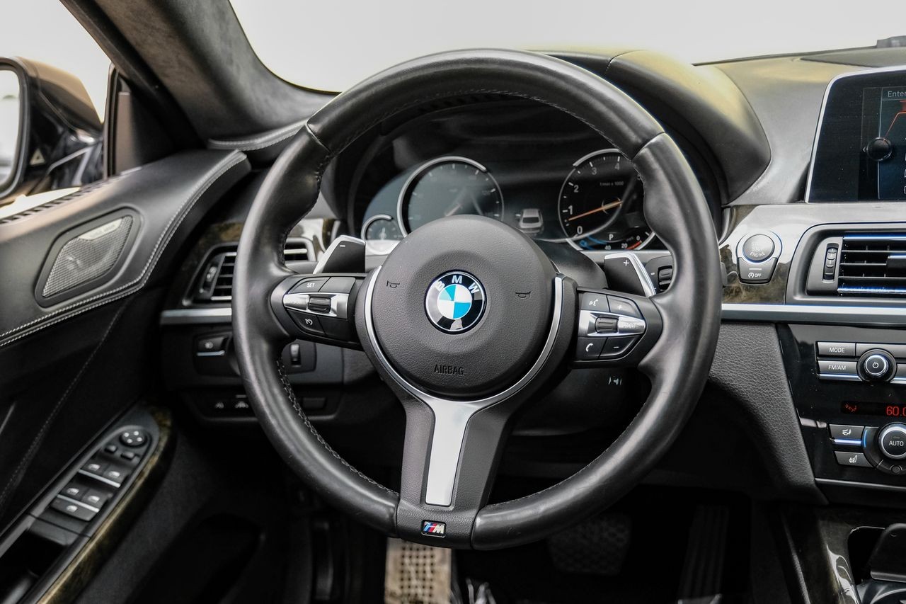 BMW 640i Vehicle Main Gallery Image 16