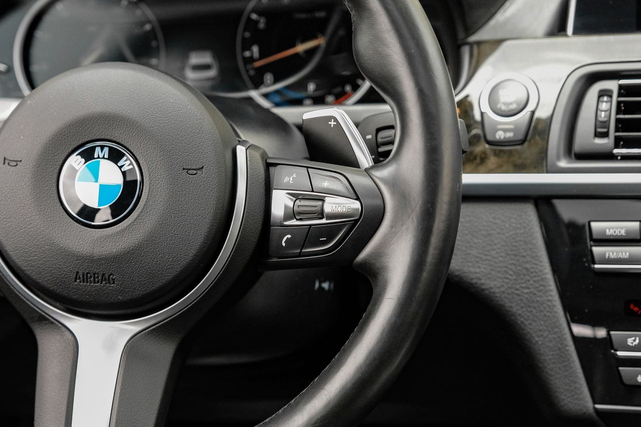 BMW 640i Vehicle Main Gallery Image 18