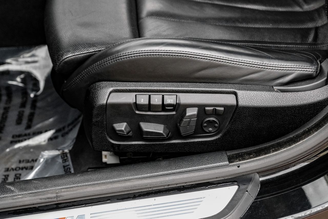 BMW 640i Vehicle Main Gallery Image 31