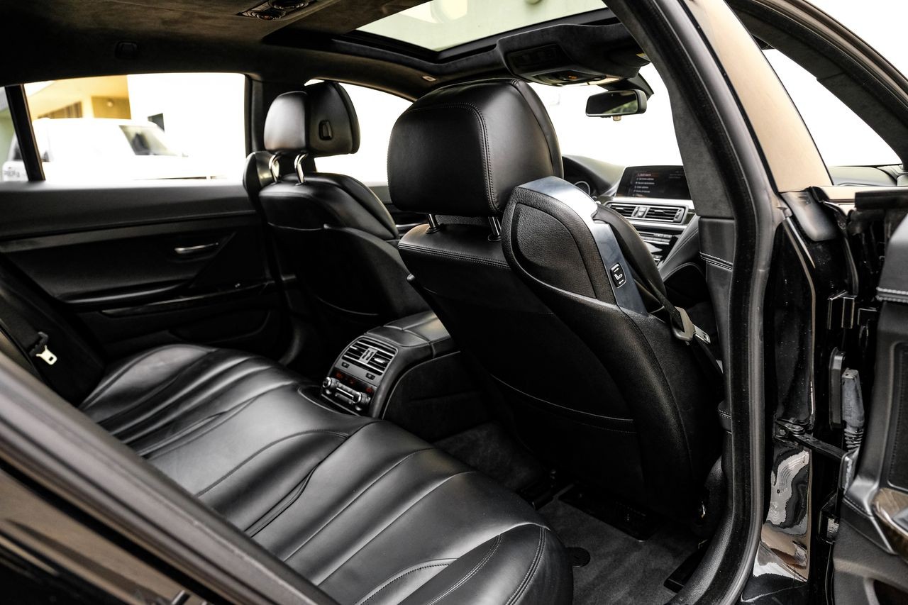 BMW 640i Vehicle Main Gallery Image 35