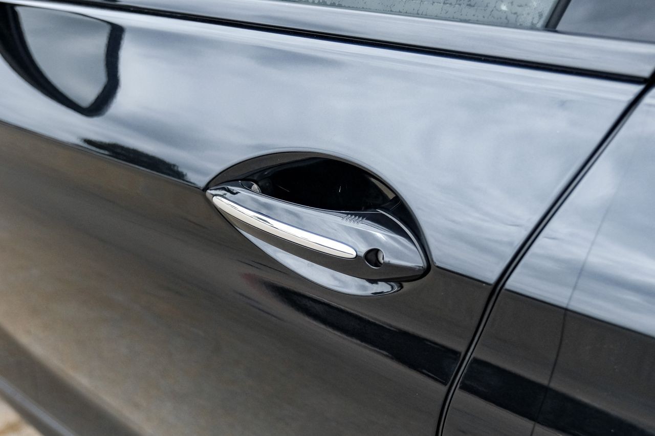 BMW 640i Vehicle Main Gallery Image 38