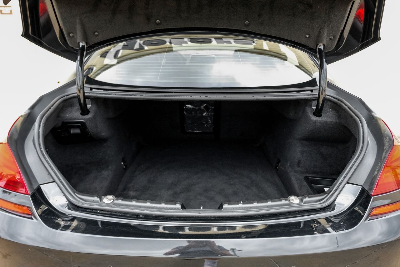 BMW 640i Vehicle Main Gallery Image 47