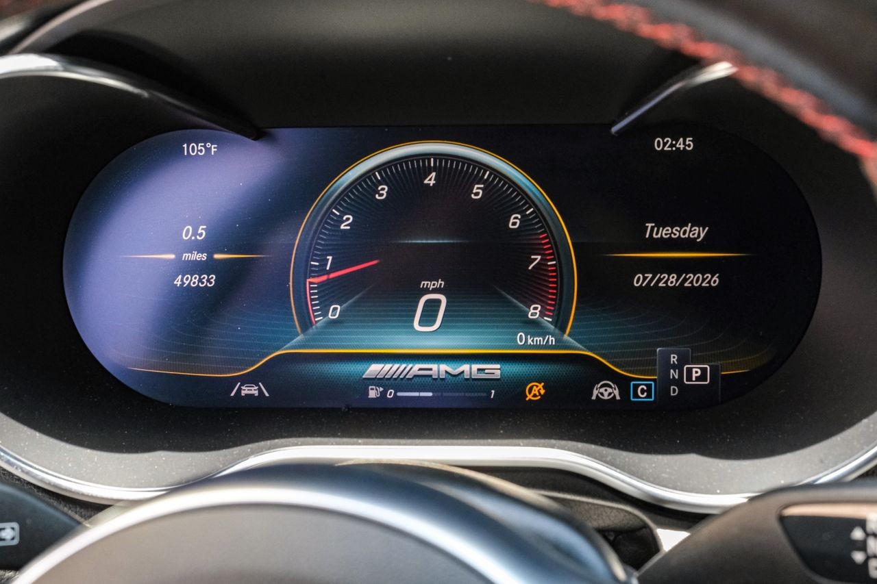 Mercedes-Benz C-Class Vehicle Main Gallery Image 18
