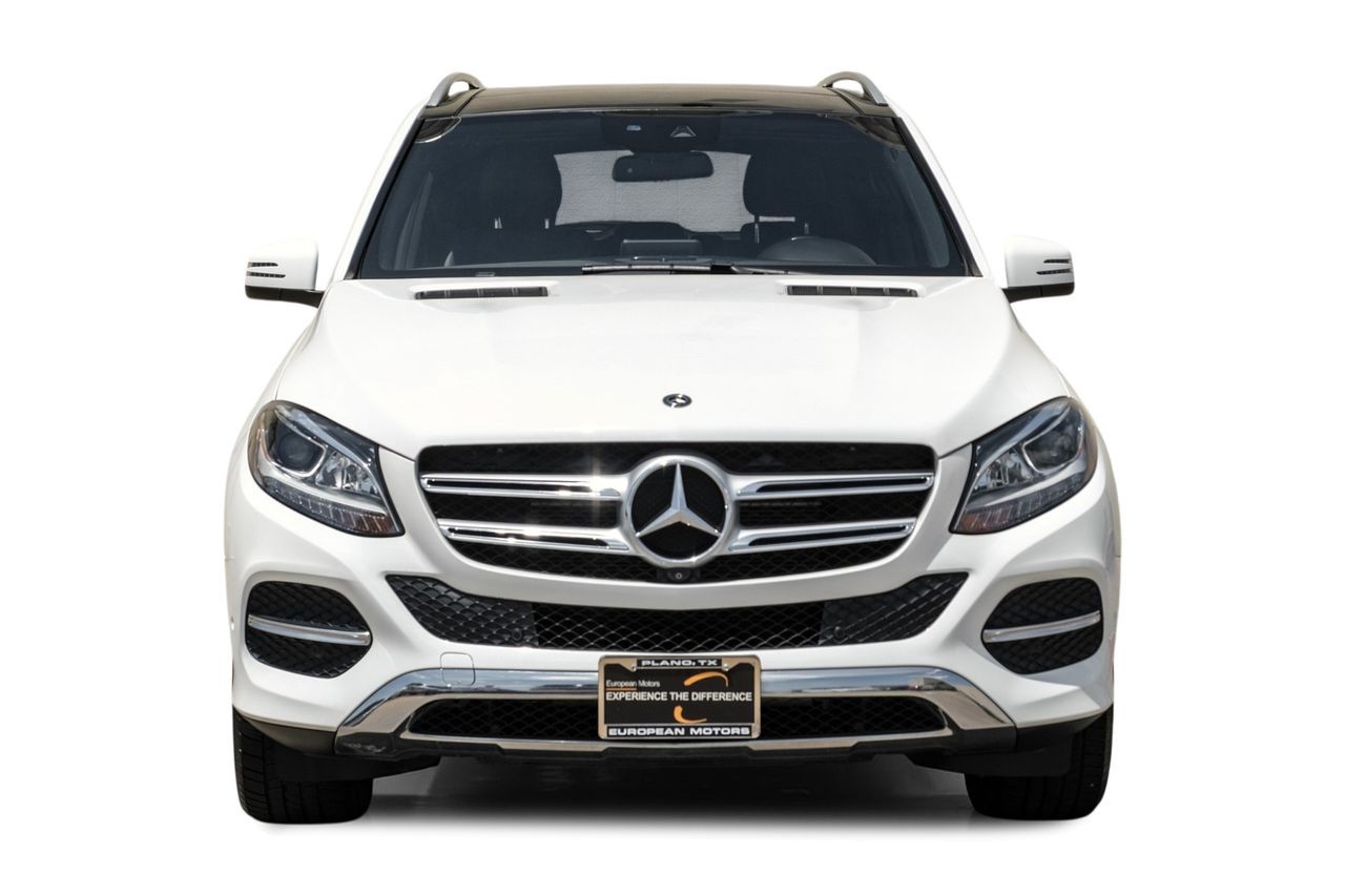 Mercedes-Benz GLE 350 Vehicle Main Gallery Image 06