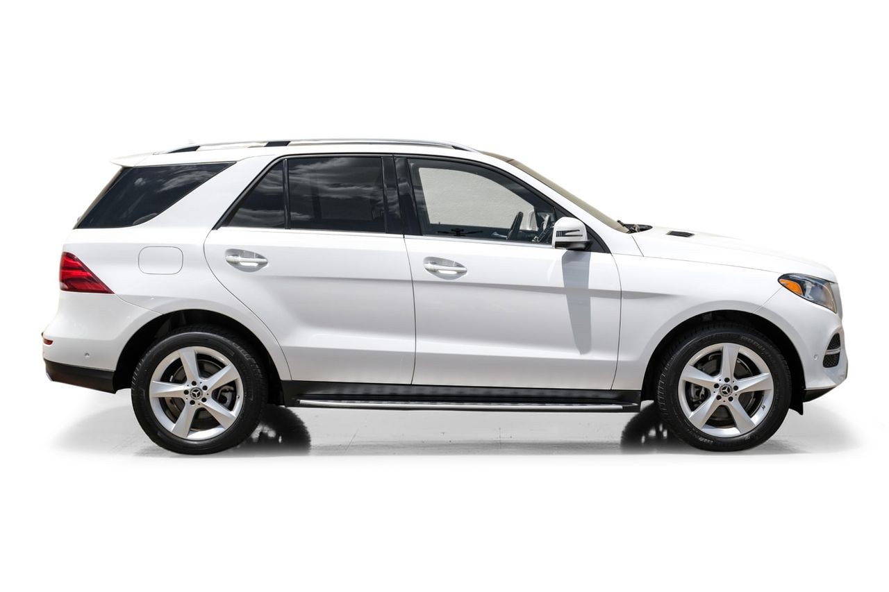 Mercedes-Benz GLE 350 Vehicle Main Gallery Image 08