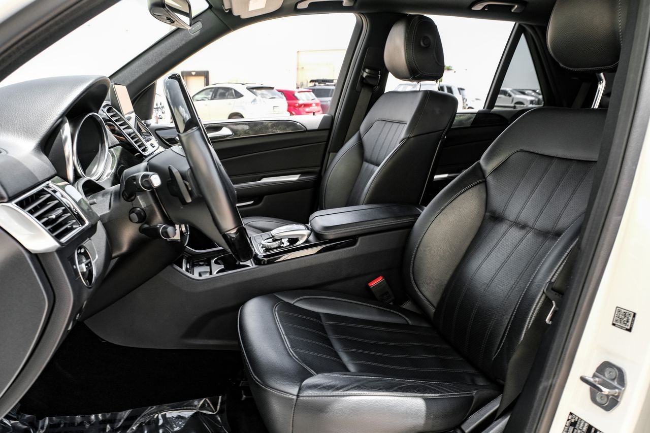 Mercedes-Benz GLE 350 Vehicle Main Gallery Image 33