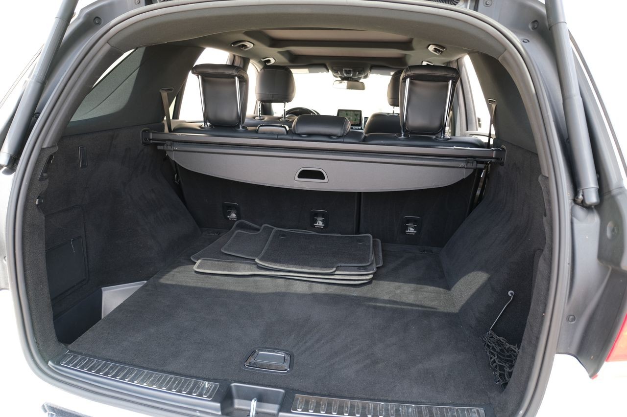 Mercedes-Benz GLE 350 Vehicle Main Gallery Image 49