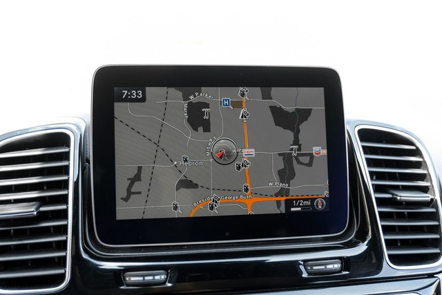 Mercedes-Benz GLE 350 Vehicle Main Gallery Image 21
