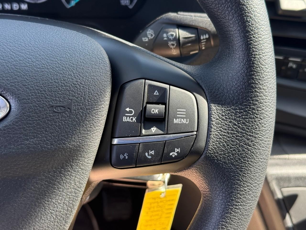 Ford Transit Cargo Van Vehicle Full-screen Gallery Image 10