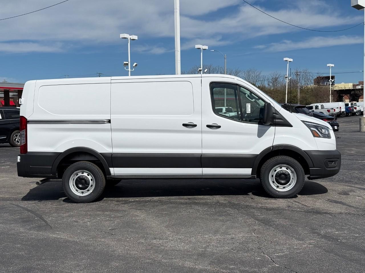 Ford Transit Cargo Van Vehicle Full-screen Gallery Image 02