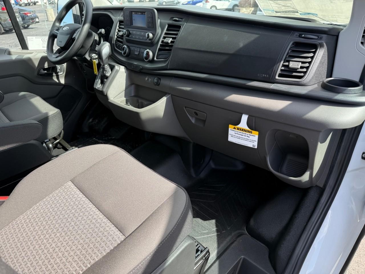 Ford Transit Cargo Van Vehicle Full-screen Gallery Image 06