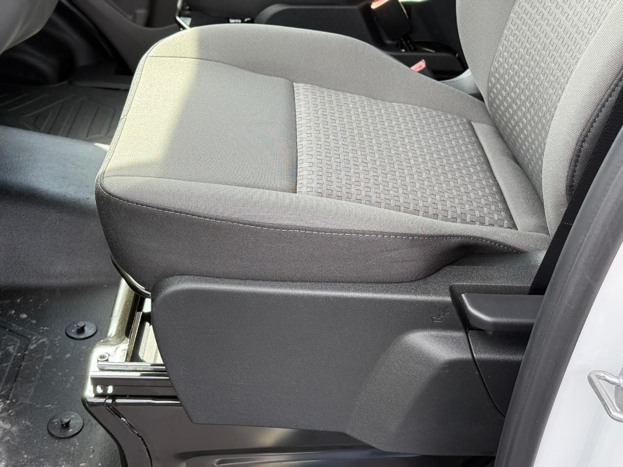 Ford Transit Cargo Van Vehicle Full-screen Gallery Image 08