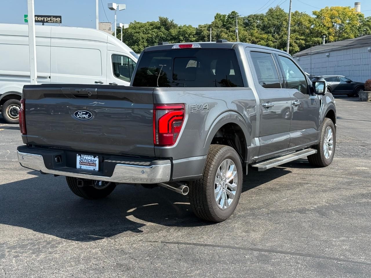 Ford F-150 Vehicle Full-screen Gallery Image 03
