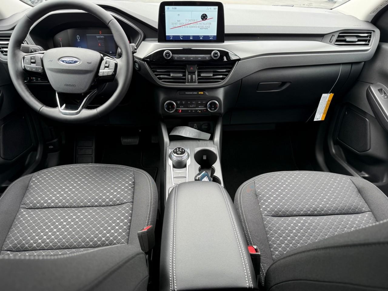 Ford Escape Vehicle Full-screen Gallery Image 06