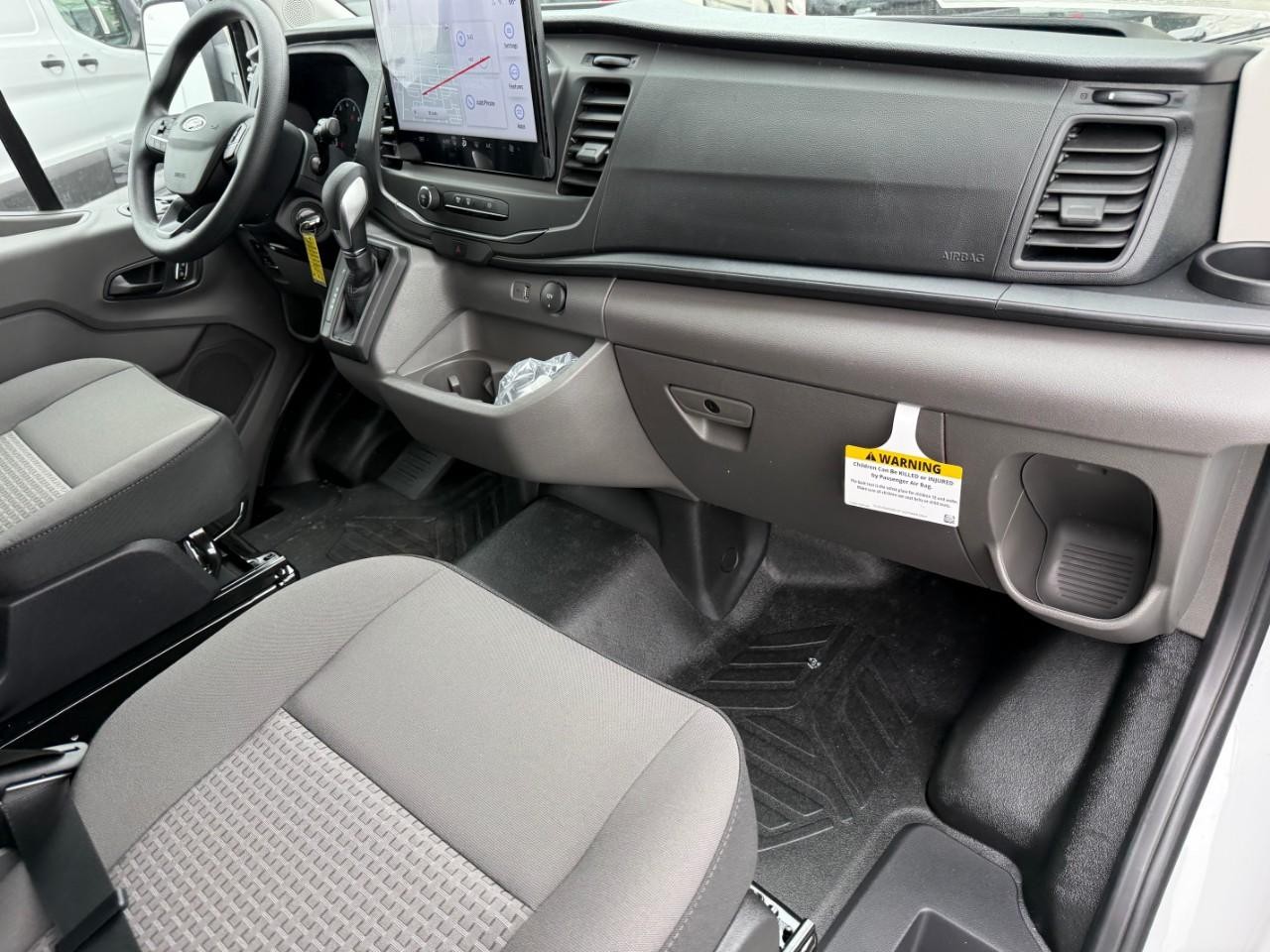 Ford Transit Cargo Van Vehicle Full-screen Gallery Image 08