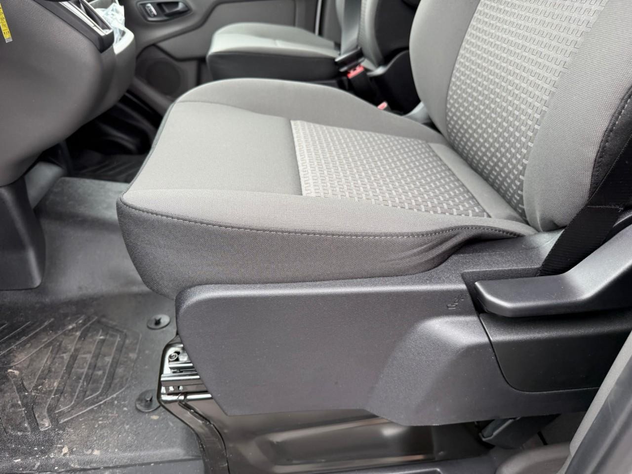 Ford Transit Cargo Van Vehicle Full-screen Gallery Image 10