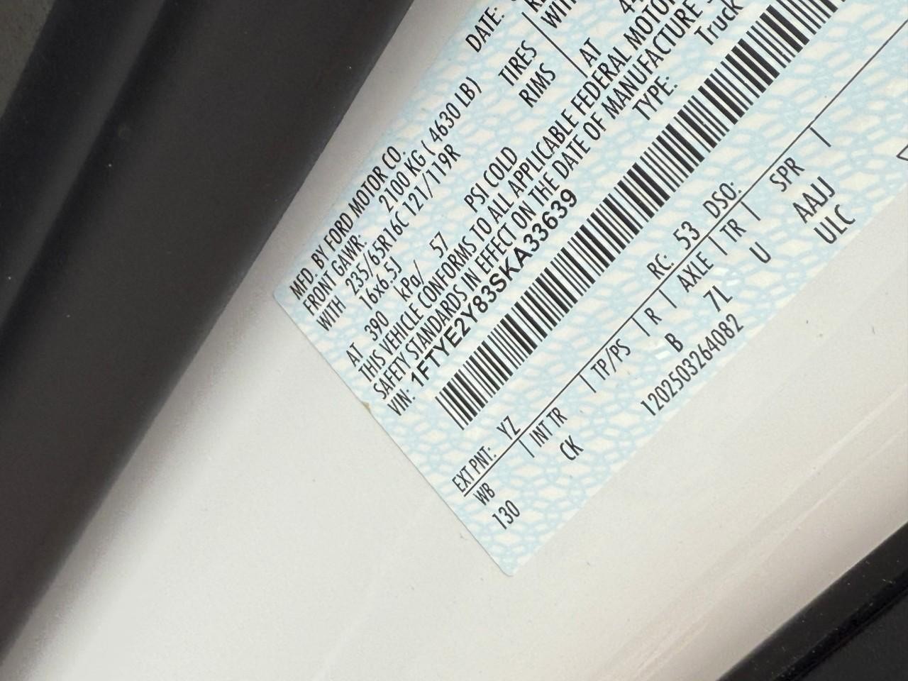 Ford Transit Cargo Van Vehicle Full-screen Gallery Image 15