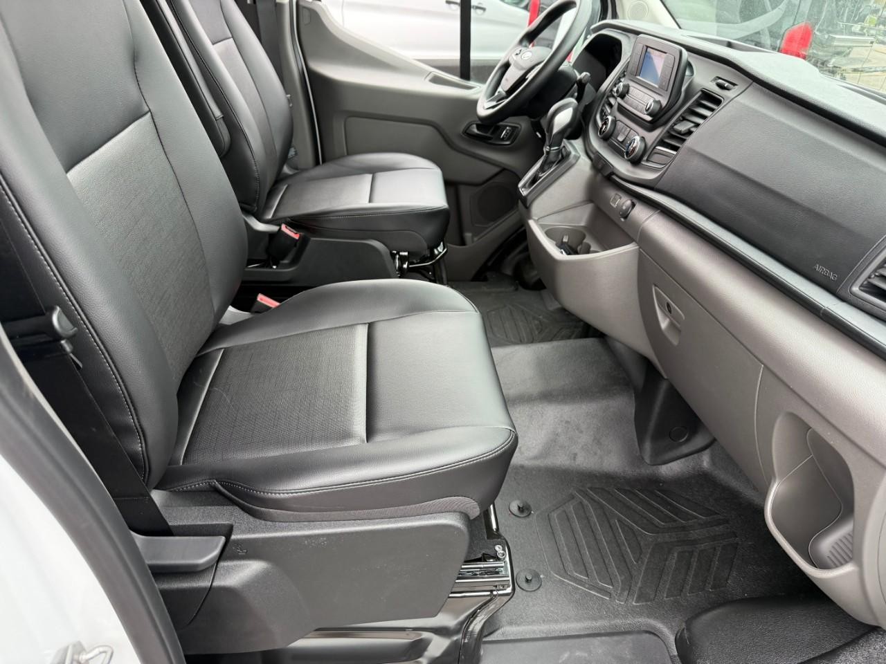 Ford Transit Cargo Van Vehicle Full-screen Gallery Image 07