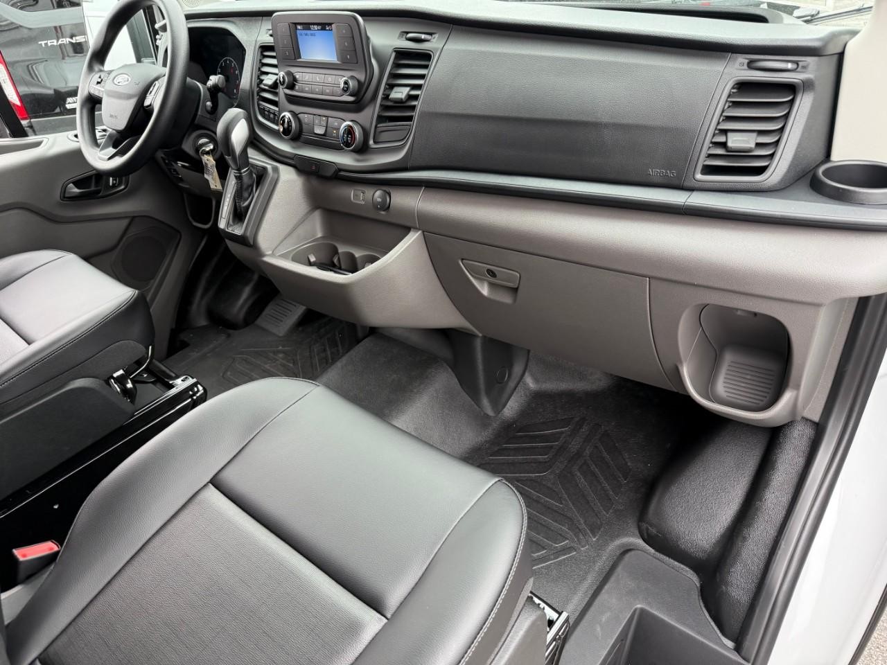 Ford Transit Cargo Van Vehicle Full-screen Gallery Image 08