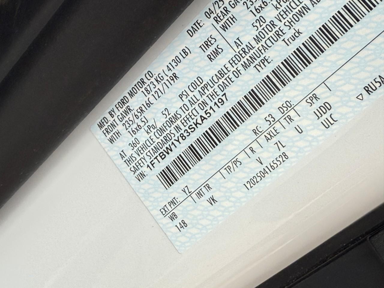 Ford Transit Cargo Van Vehicle Full-screen Gallery Image 15