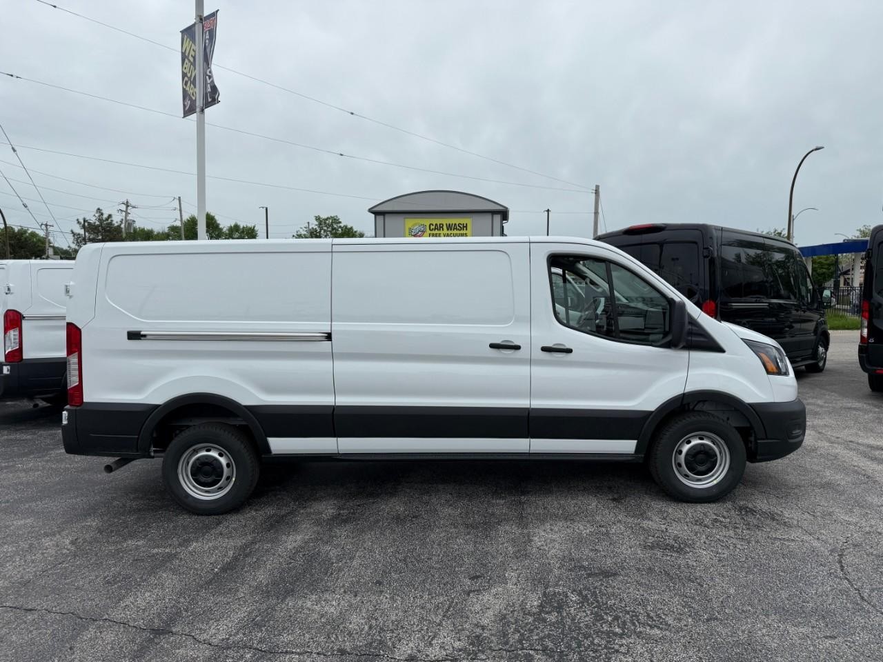 Ford Transit Cargo Van Vehicle Full-screen Gallery Image 02