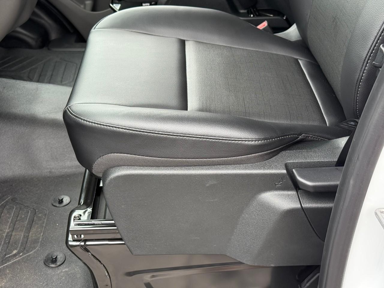 Ford Transit Cargo Van Vehicle Full-screen Gallery Image 10