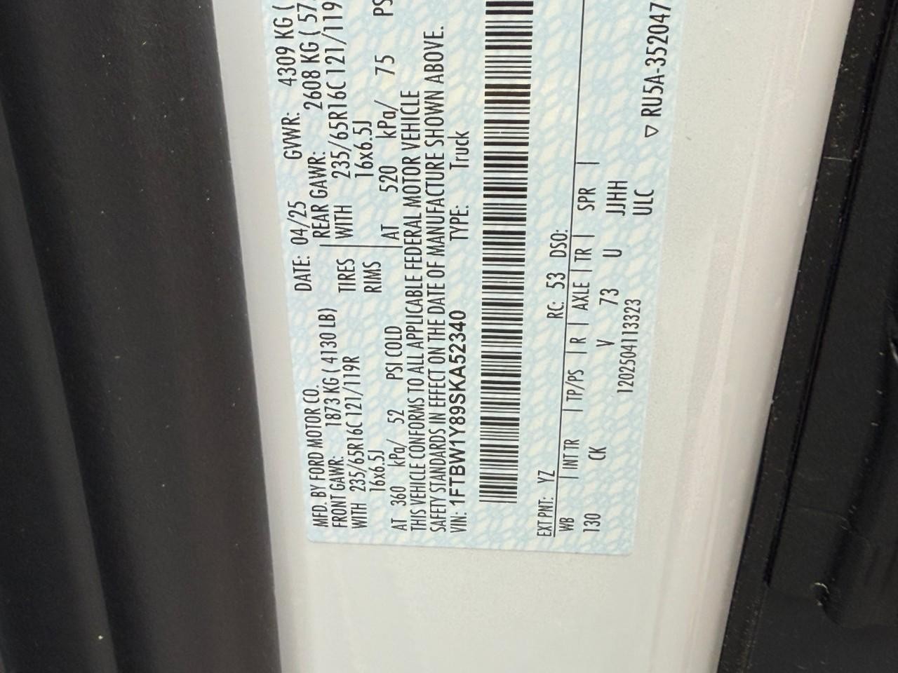 Ford Transit Cargo Van Vehicle Full-screen Gallery Image 15