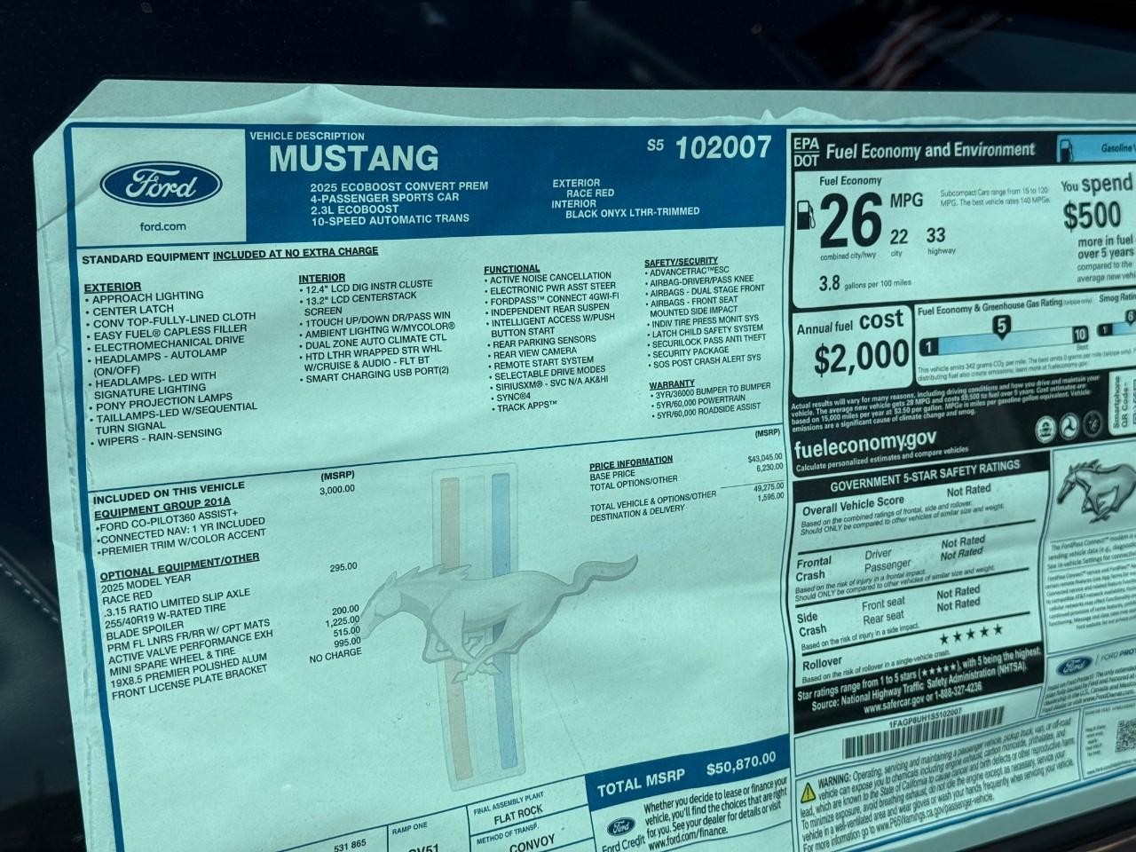 Ford Mustang Vehicle Full-screen Gallery Image 05
