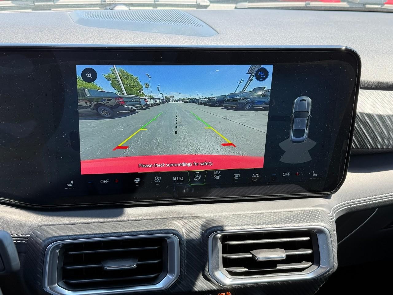 Ford Mustang Vehicle Full-screen Gallery Image 17