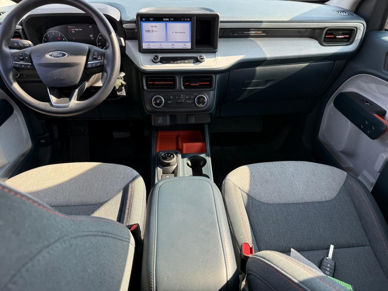 Ford Maverick Vehicle Full-screen Gallery Image 07