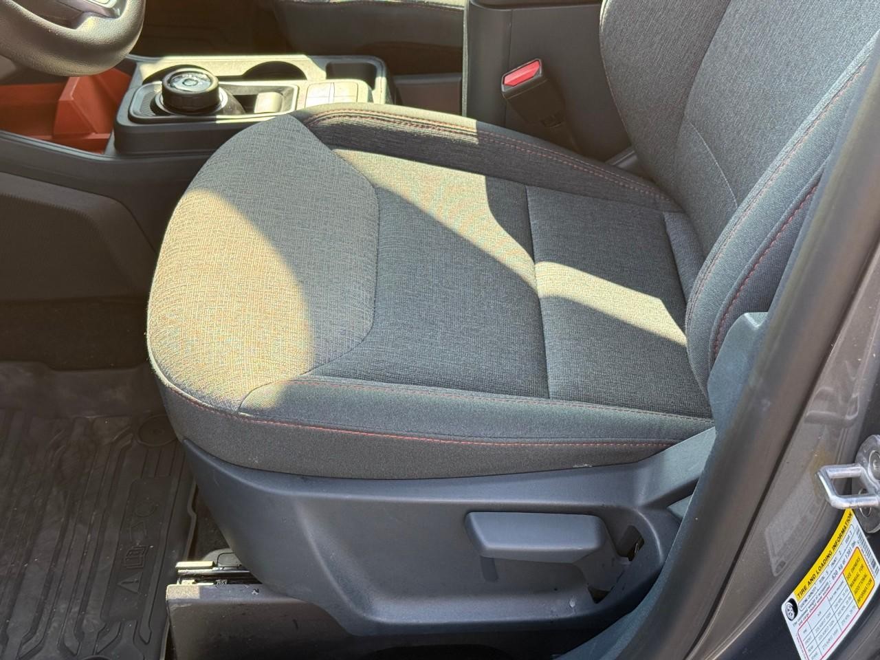 Ford Maverick Vehicle Full-screen Gallery Image 14