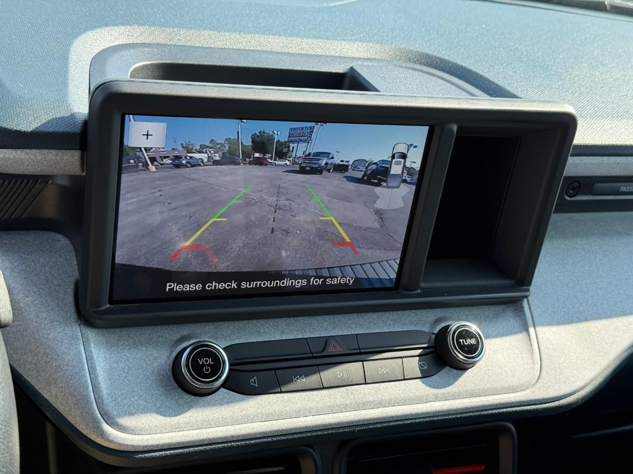 Ford Maverick Vehicle Full-screen Gallery Image 20