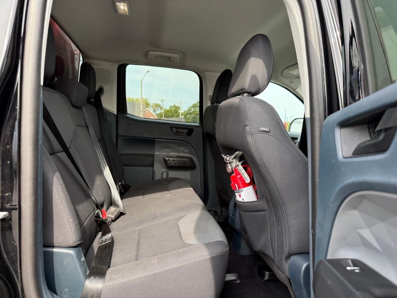 Ford Maverick Vehicle Full-screen Gallery Image 05