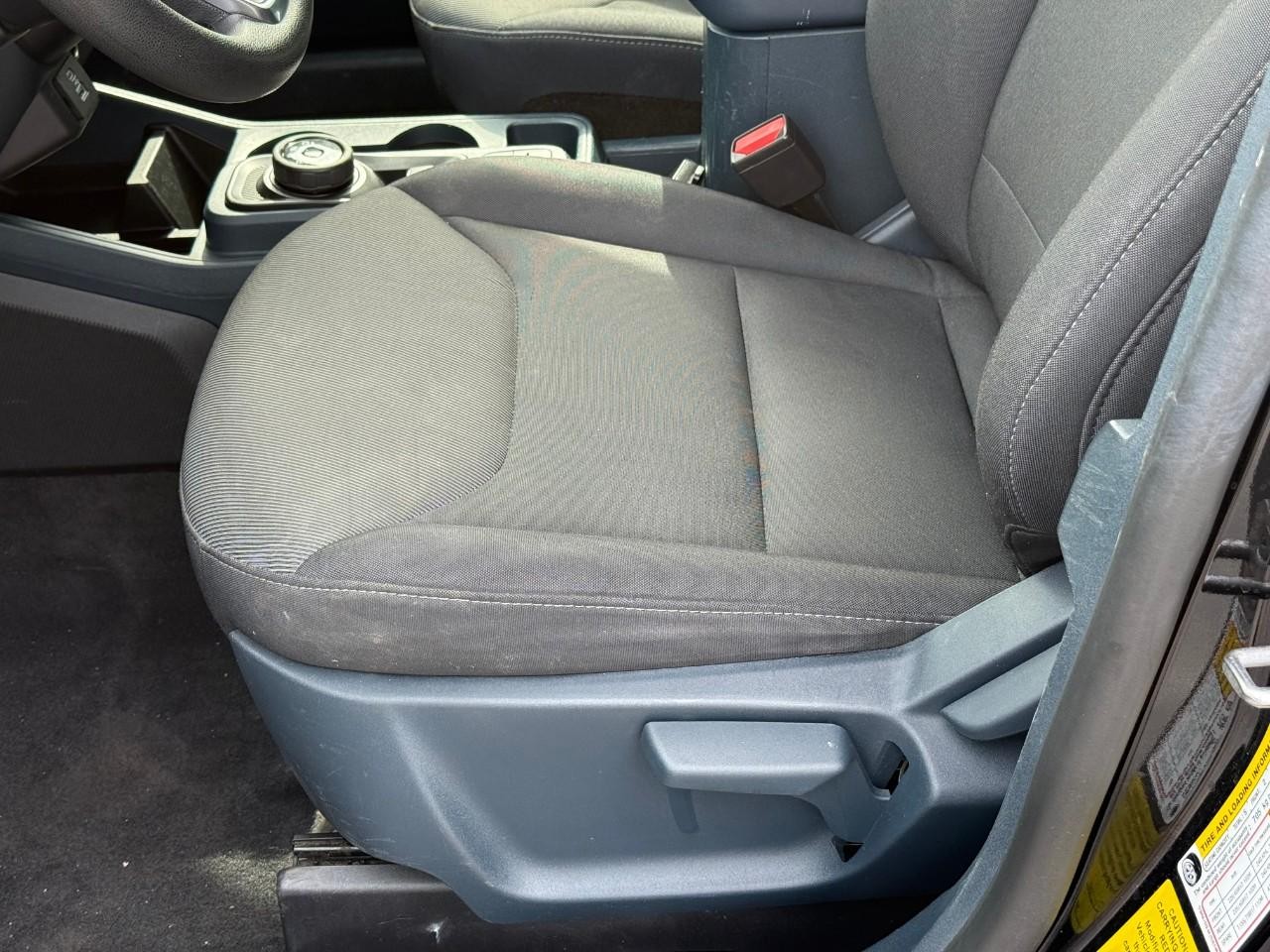 Ford Maverick Vehicle Full-screen Gallery Image 13