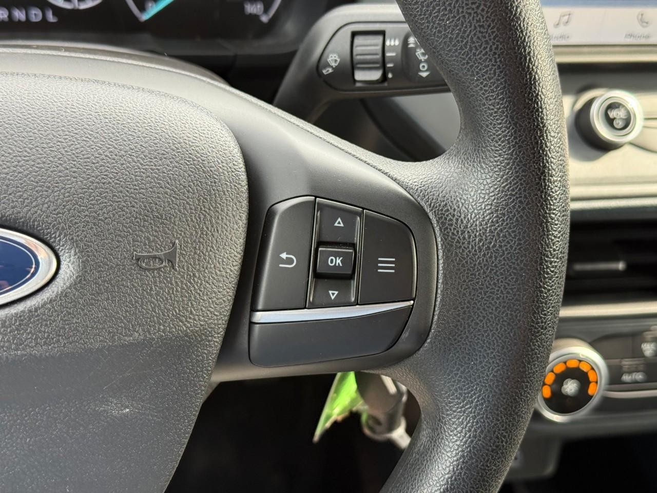 Ford Maverick Vehicle Full-screen Gallery Image 15