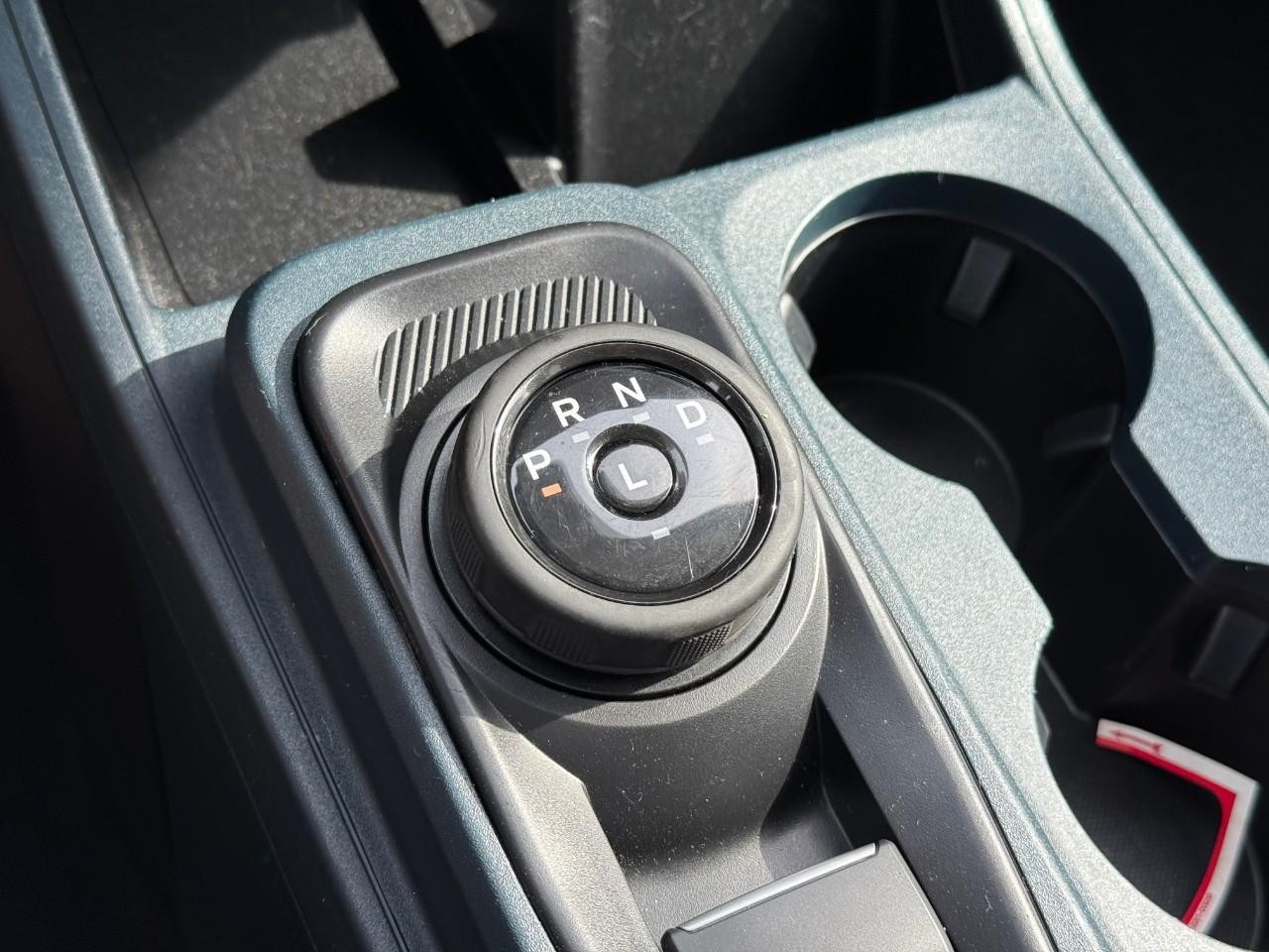 Ford Maverick Vehicle Full-screen Gallery Image 17