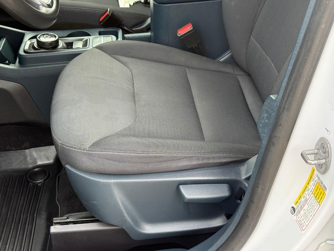 Ford Maverick Vehicle Full-screen Gallery Image 11