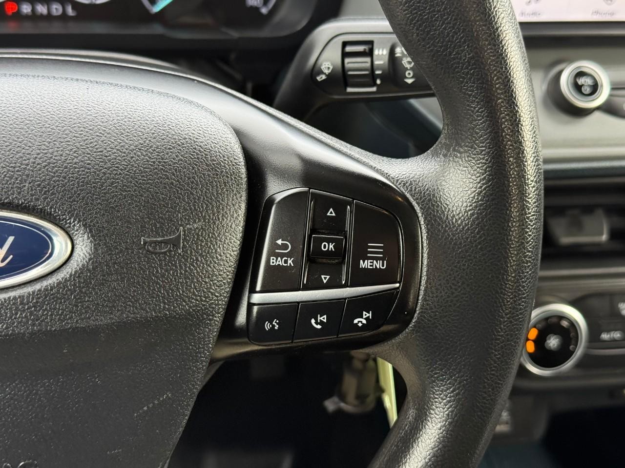 Ford Maverick Vehicle Full-screen Gallery Image 13