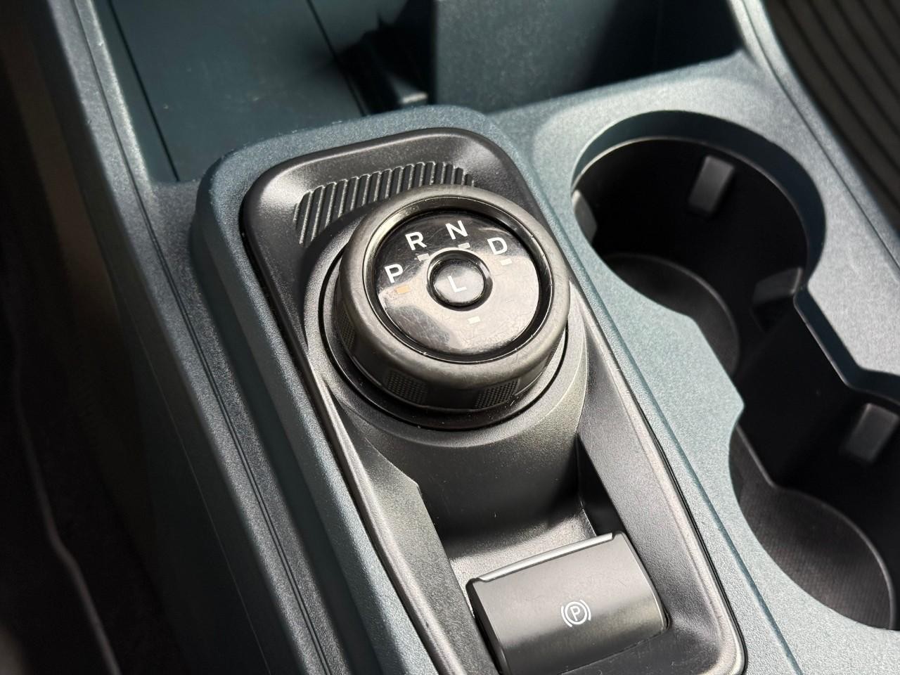 Ford Maverick Vehicle Full-screen Gallery Image 15