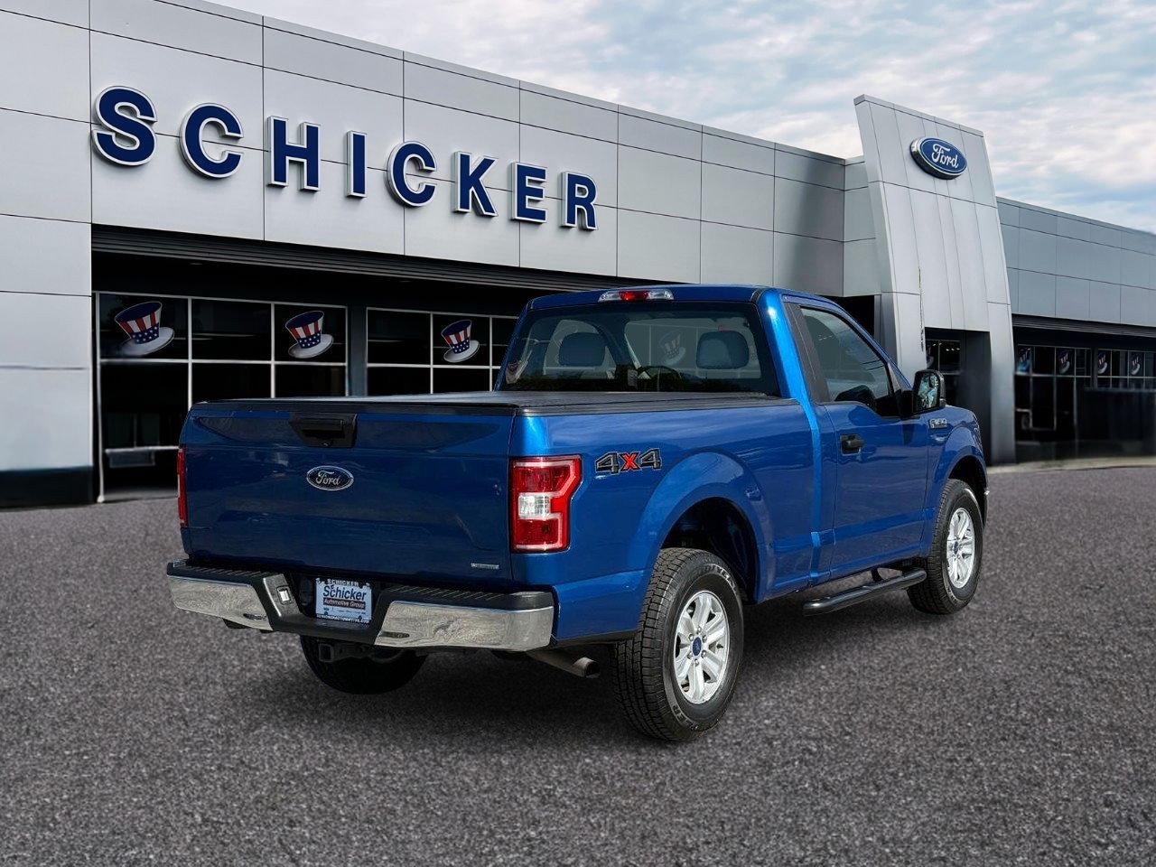 Ford F-150 Vehicle Full-screen Gallery Image 02