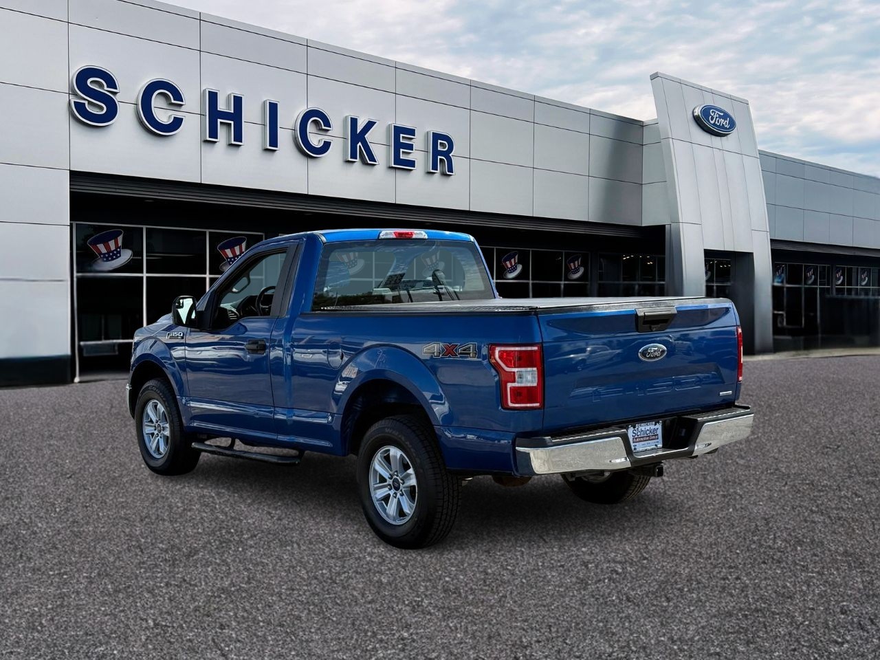 Ford F-150 Vehicle Full-screen Gallery Image 03