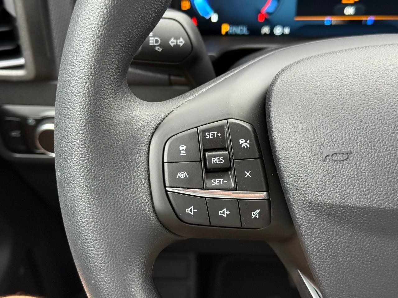 Ford Bronco Sport Vehicle Full-screen Gallery Image 12