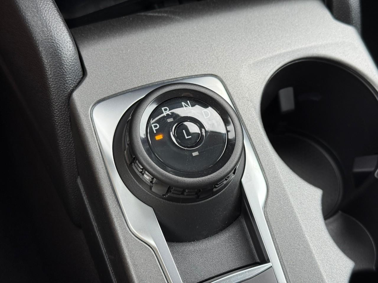 Ford Bronco Sport Vehicle Full-screen Gallery Image 14