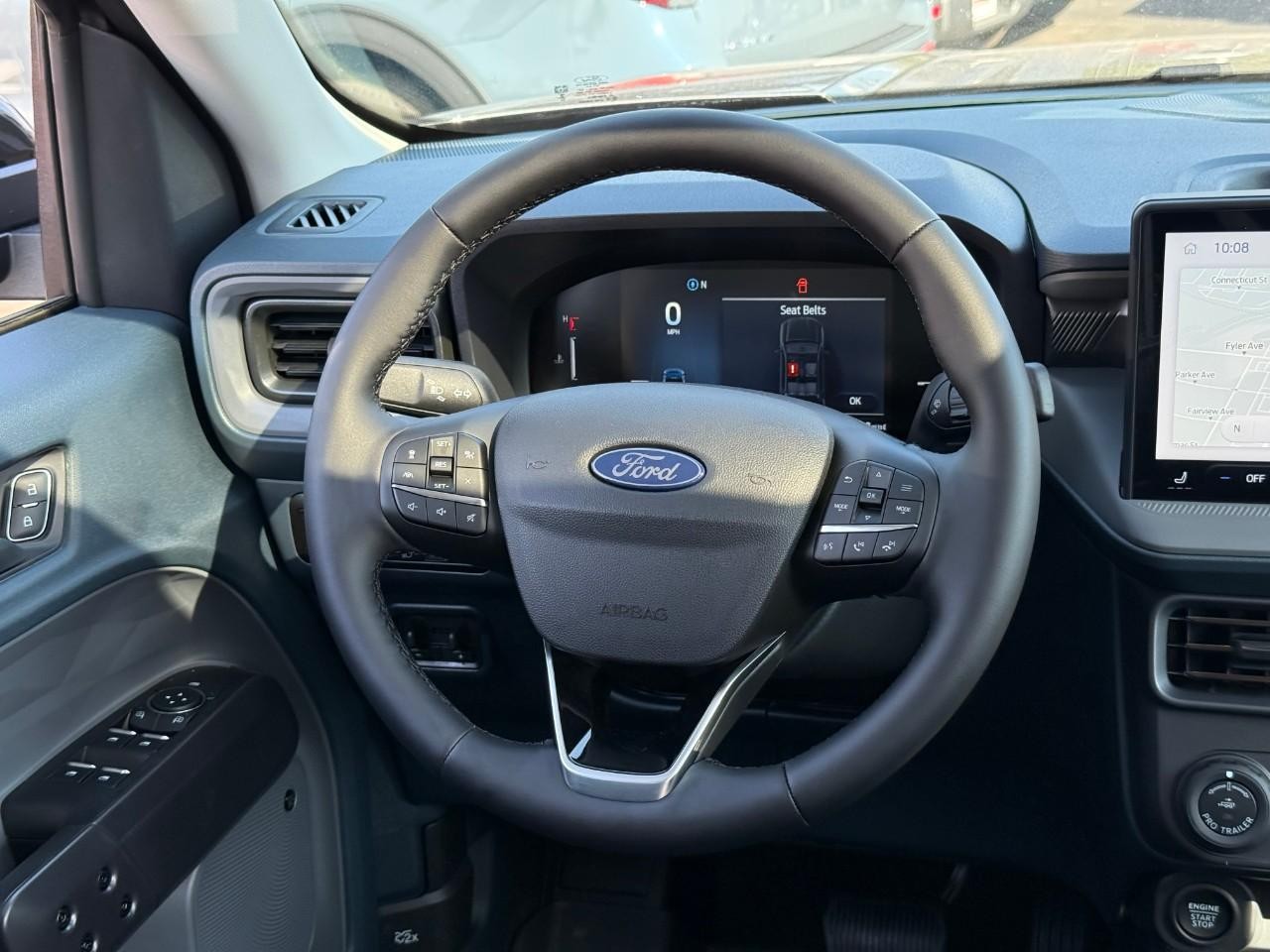 Ford Maverick Vehicle Full-screen Gallery Image 07