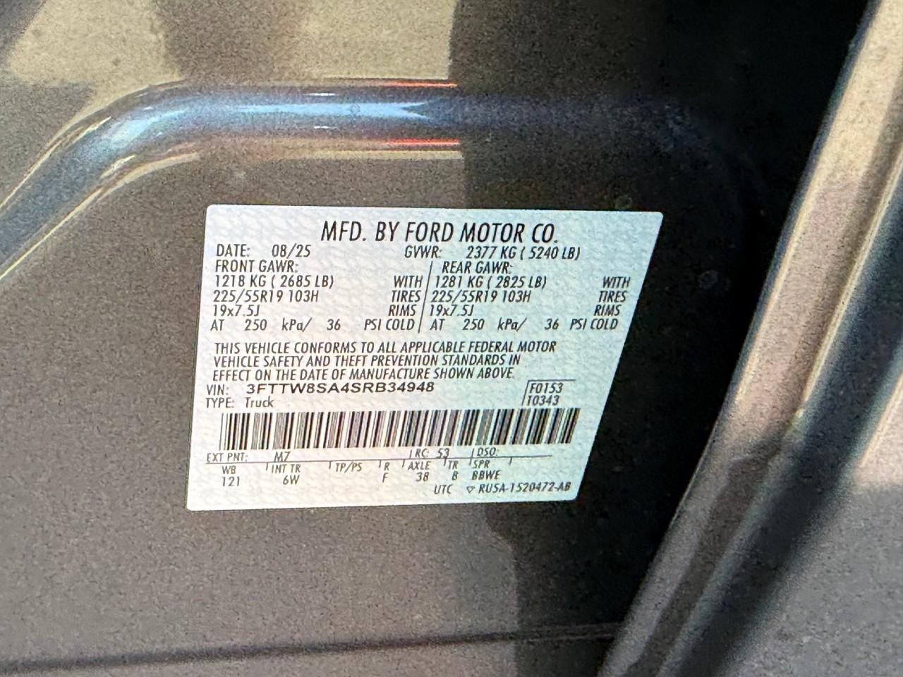 Ford Maverick Vehicle Full-screen Gallery Image 18