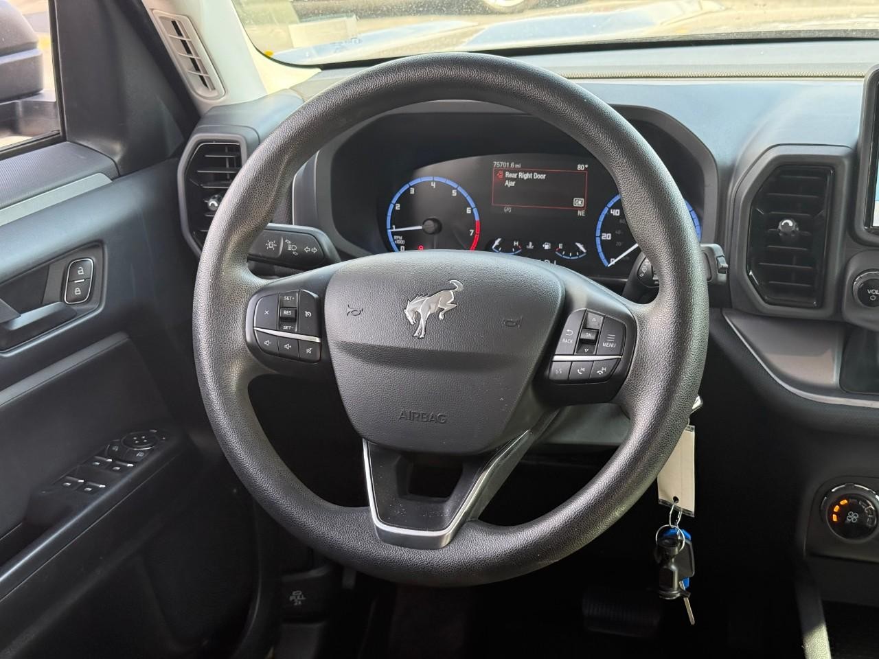 Ford Bronco Sport Vehicle Full-screen Gallery Image 07