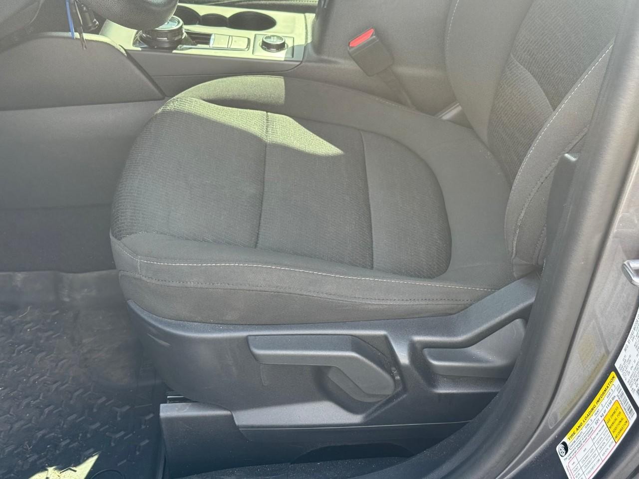 Ford Bronco Sport Vehicle Full-screen Gallery Image 13