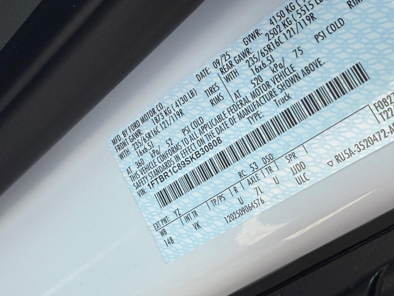 Ford Transit Cargo Van Vehicle Full-screen Gallery Image 15